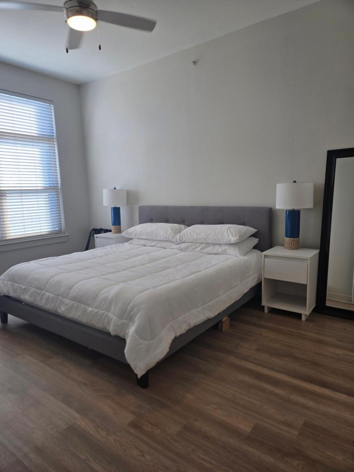 Downtown 2bd Free Parking Appartamento